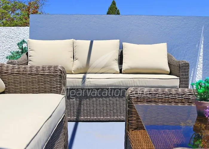 Villa Felicity Porches